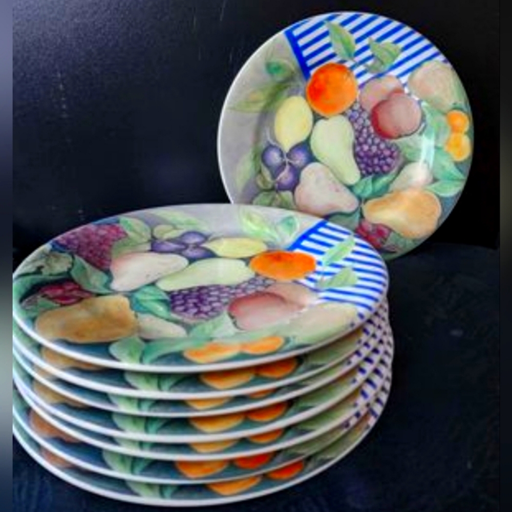 Gien France set of 8 salad/dessert plates. "LA RONDE DES FRUITS". 8 1/2" round.